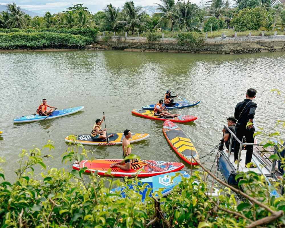 Kayaking-in-Nha-Trang