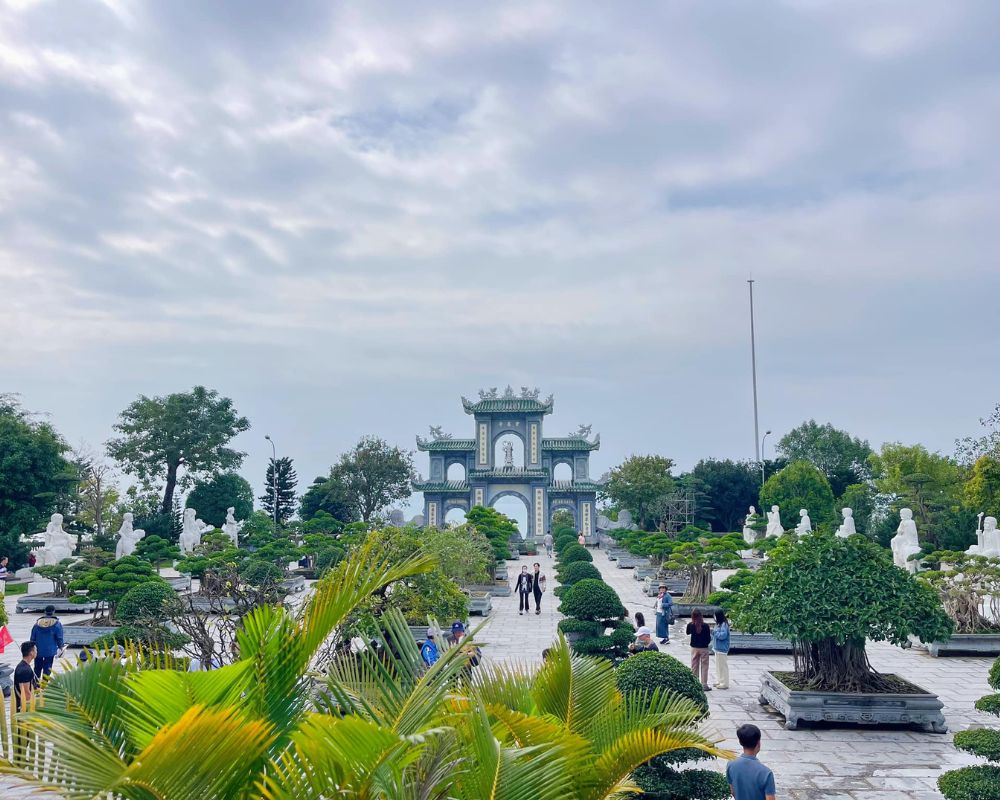 Linh-Ung-Pagoda-in-Danang