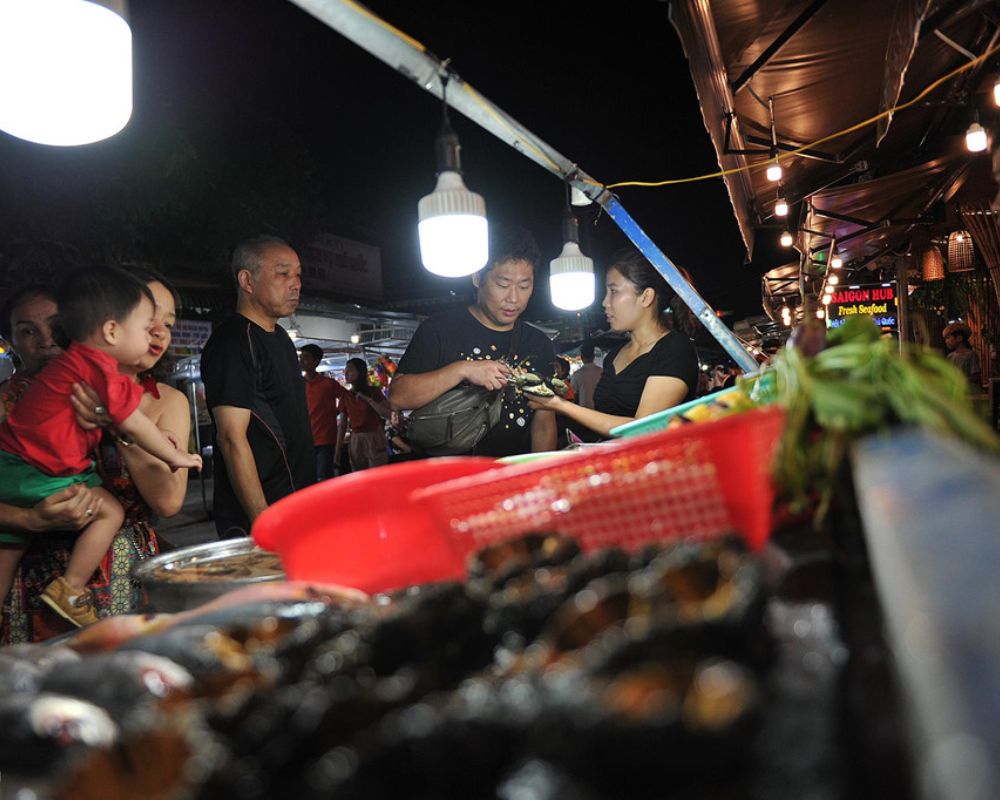 Phu-Quoc-night-market