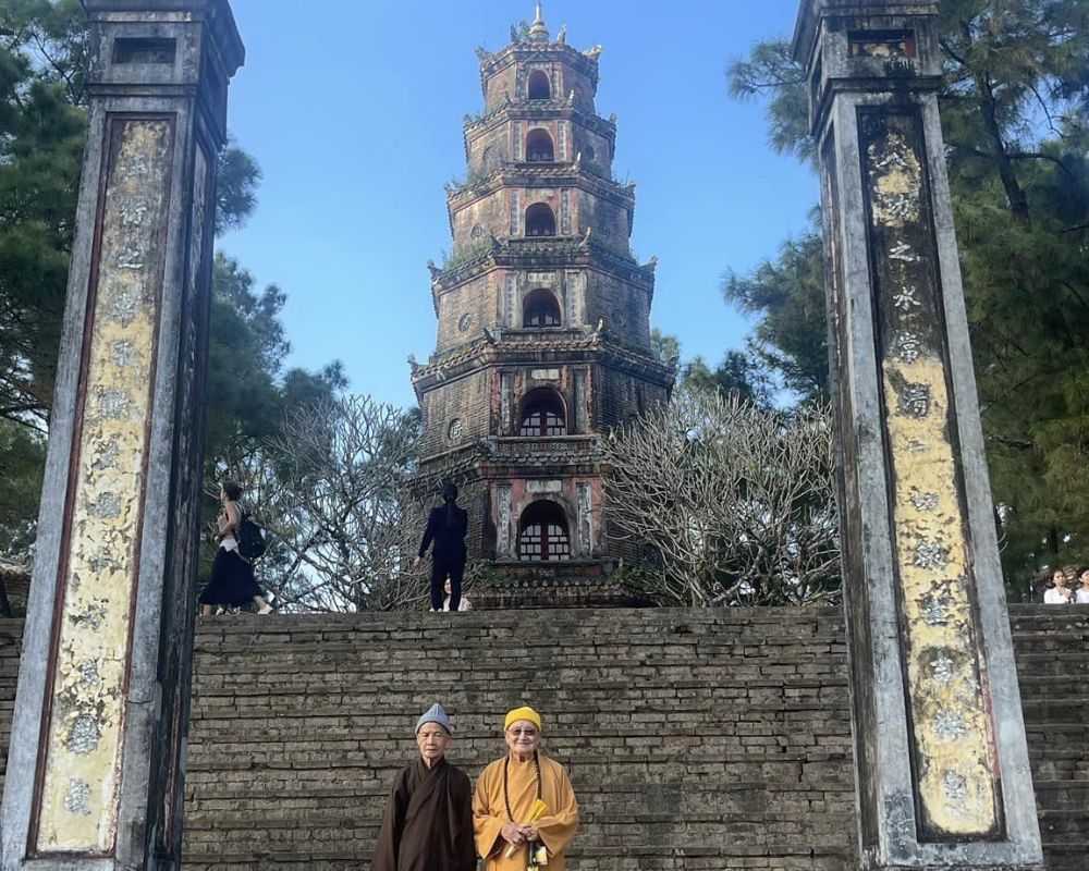 Thien-Mu-Pagoda-Hue_1