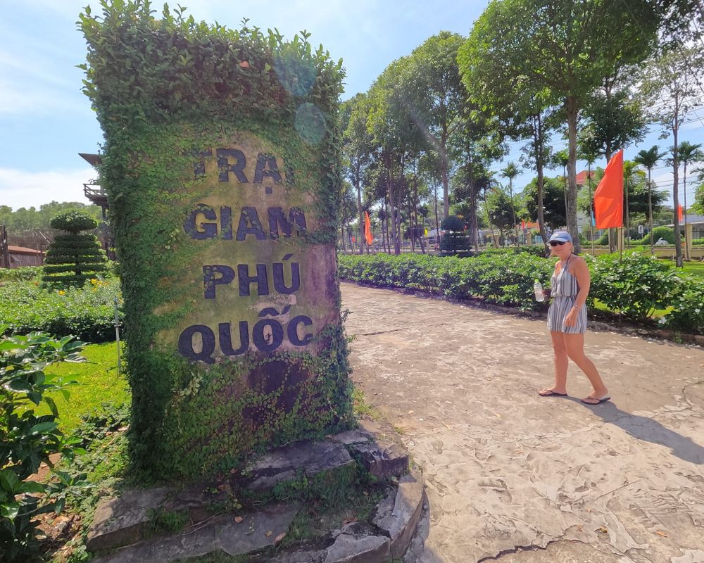 Visit-Phu-Quoc-Prison