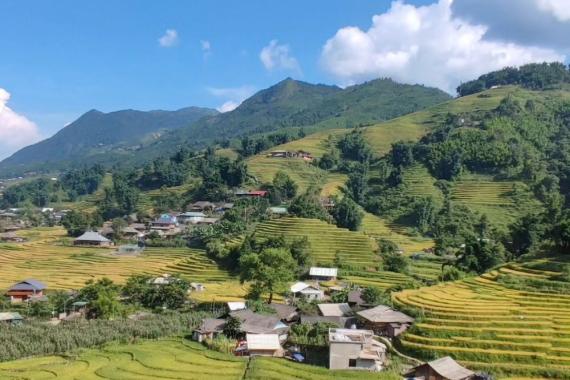 The Travel Guide To Lao Chai Village