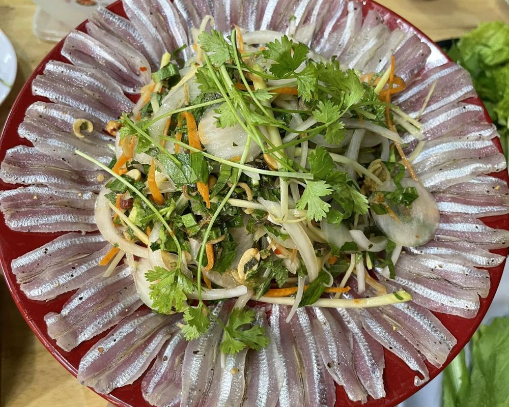 Nha-Trang-raw-fish-salad