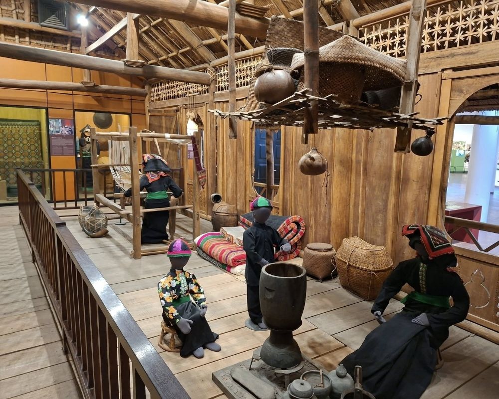 Items-on-display-in-the-museum