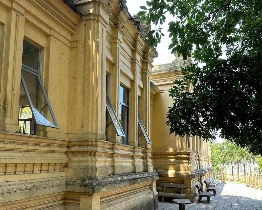 1-Corner-of-Cham-Museum