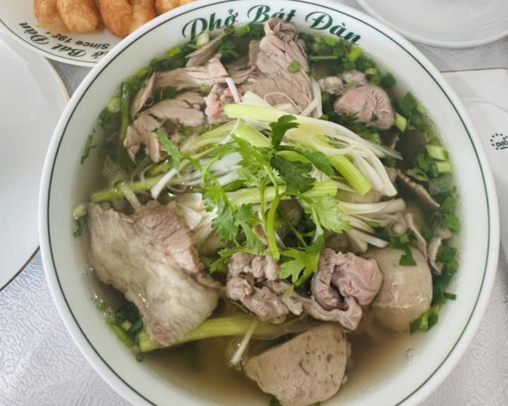 Vietnamese-Beef-Noodle-Soup