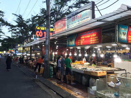 Top 14 Local Street Foods In Vung Tau| Trust Car Rental