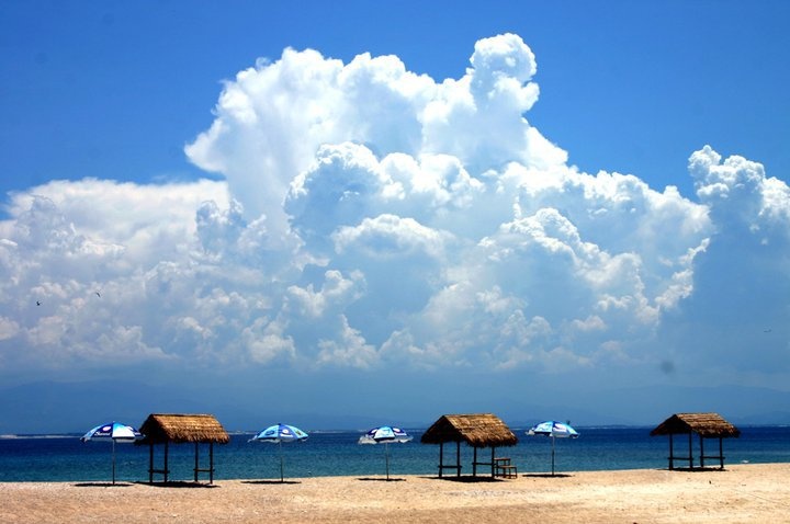 Tops 5 Amazing Beachs At Hue Vietnam