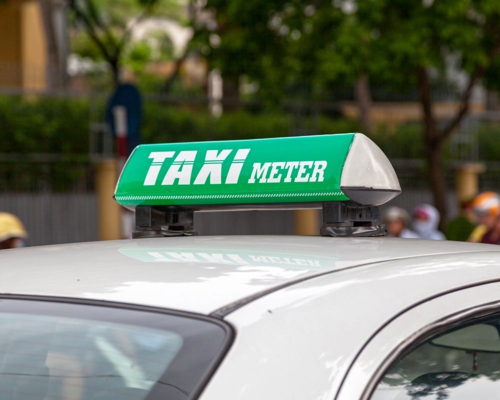 Noi-Bai-Airport-to-Hanoi-by-Taxi