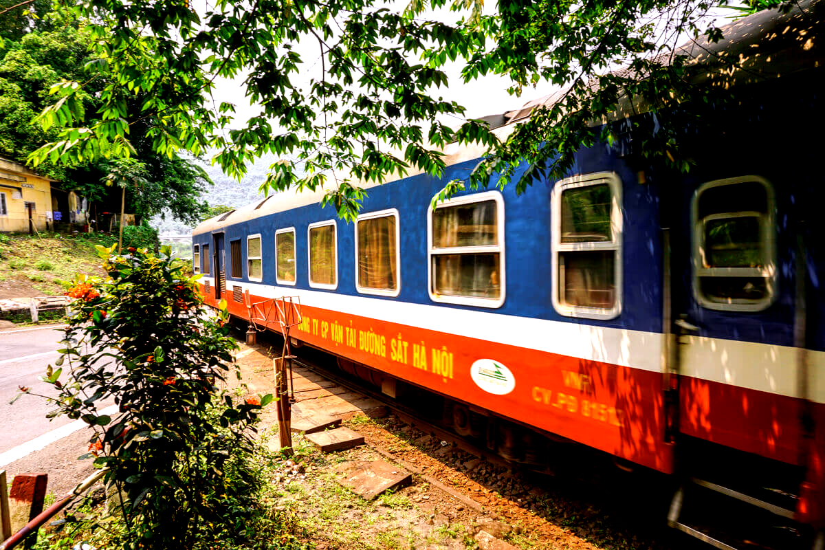 hanoi-to-lao-cai-by-train