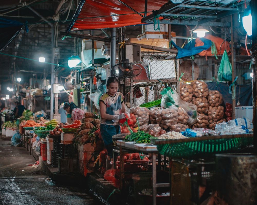 Linh-Nam-Market