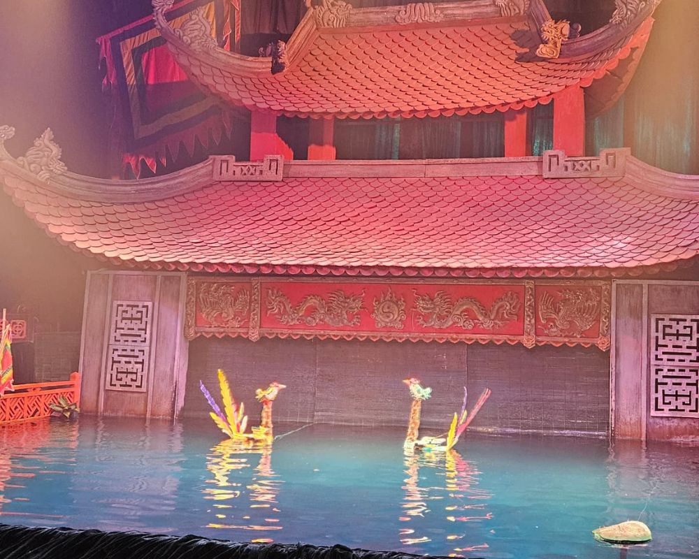 Water-Puppet-Show