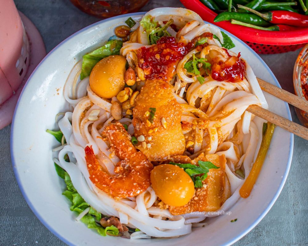 Quang-noodles-Danang