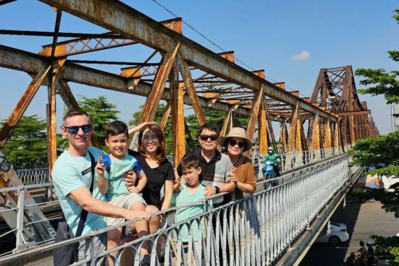 Long Bien Bridge: A Iconic Bridge In Vietnam