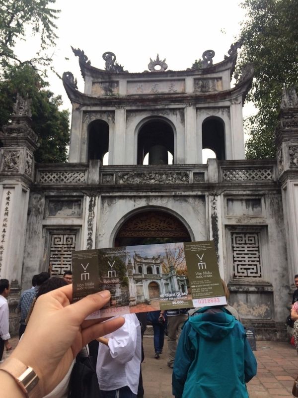 Entrance-ticket-in-Ngoc-Son-temple