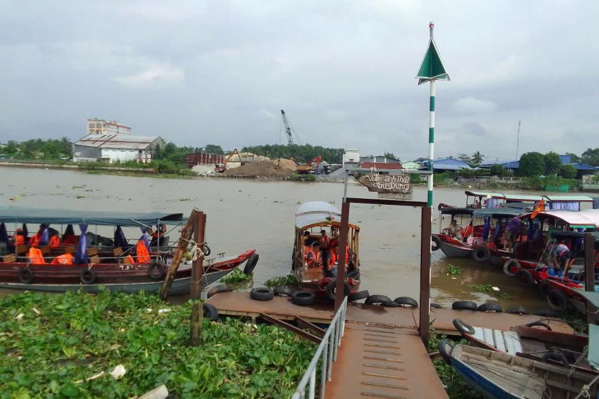 Cai Rang Floating Market: Travel Guides