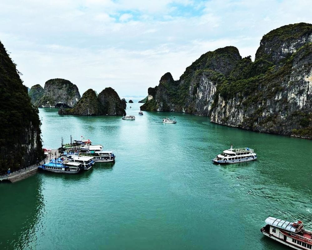 The-beauty-of-Halong-Bay-Vietnam