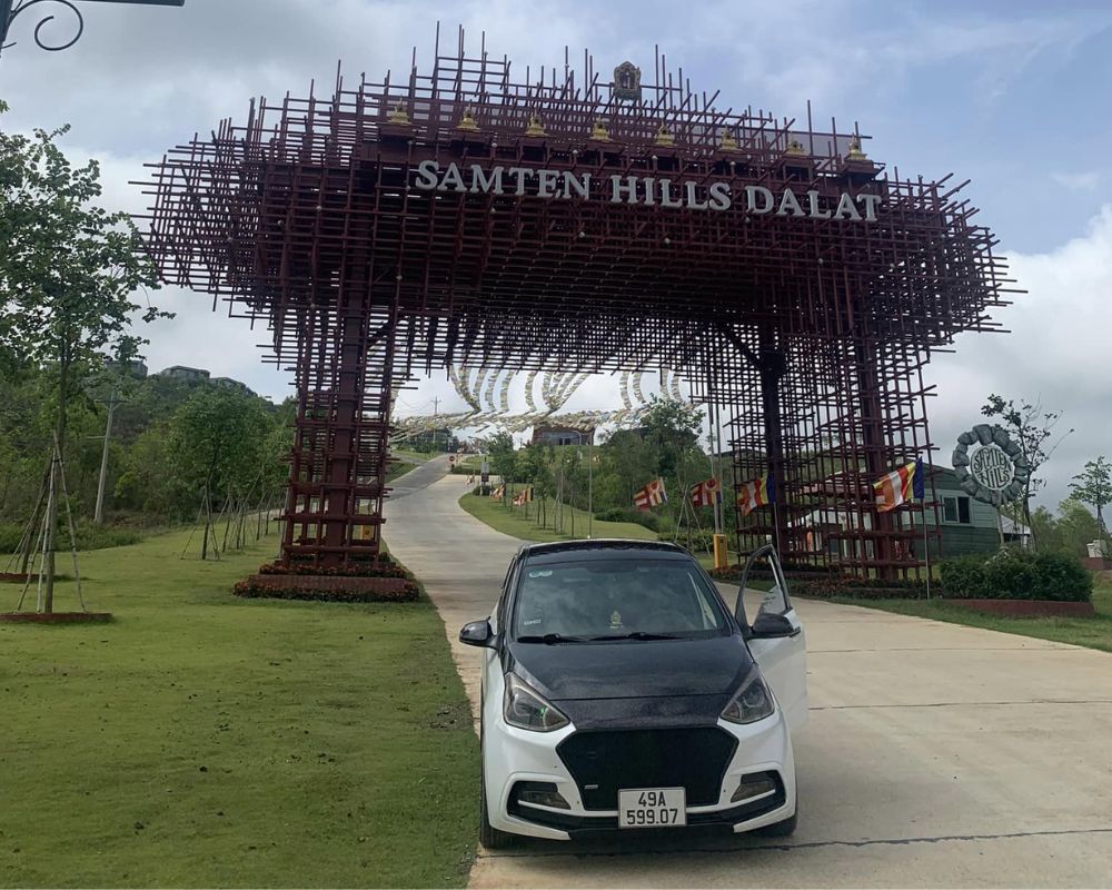 Car-rental-in-Dalat