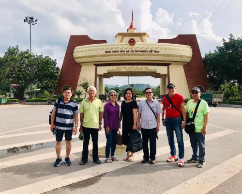 Taxi From Hue to Lao Bao Border