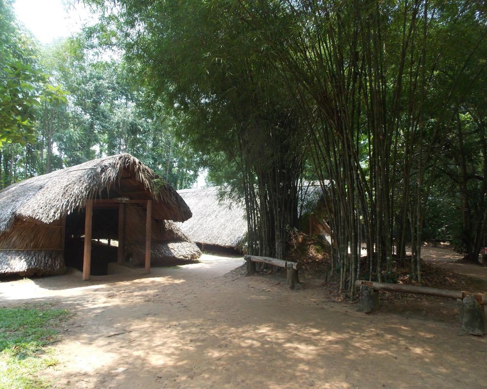 Cu-Chi-Tunnels_1