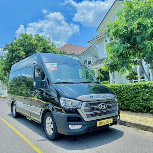 Ho Chi Minh Car Rental With Driver | Vietnam Trust Car Rental