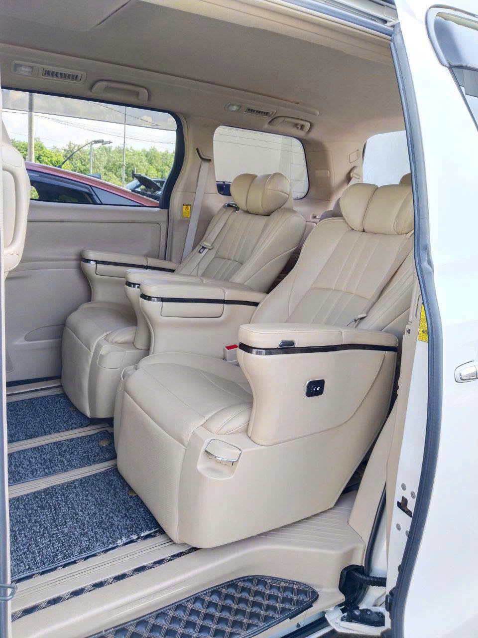 Limousine-9-seats