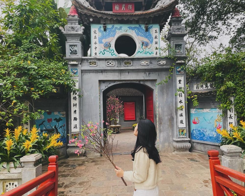 Ngoc-Son-temple