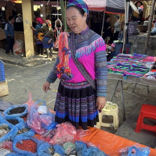 Sapa To Bac Ha Market By Private Car